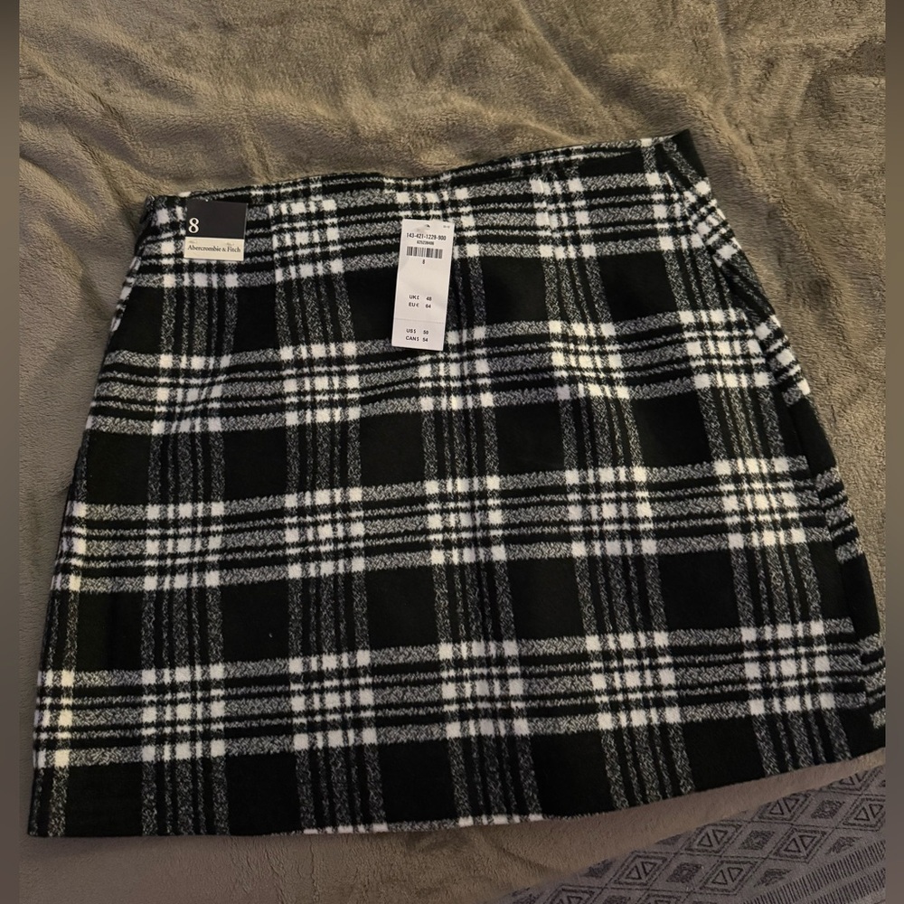 Abercrombie & Fitch Black and White Plaid Mini Skirt